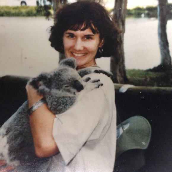 Meet your Posher, Melanie - Picture 2 of 2